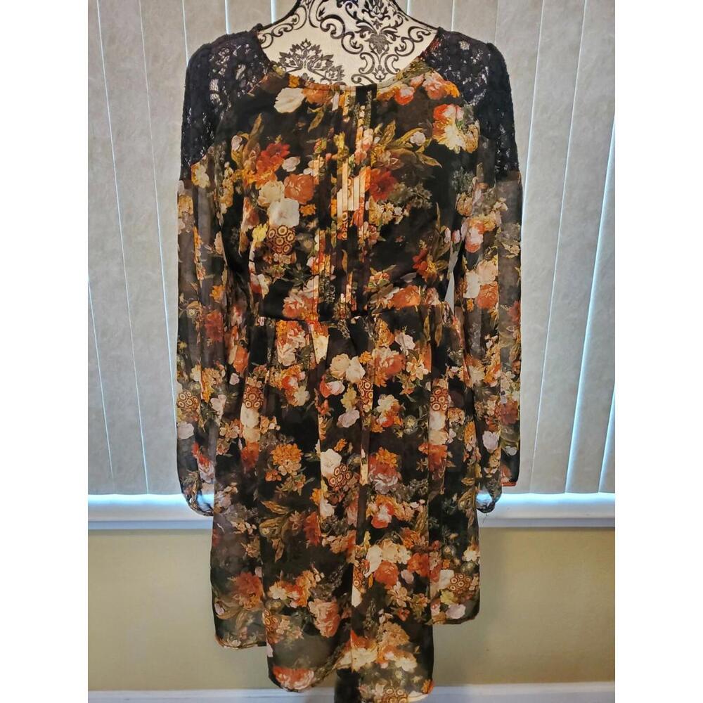 Forever 21 Sheer Lined Floral Dress With Long Sleeves & Multi Colors Size Large